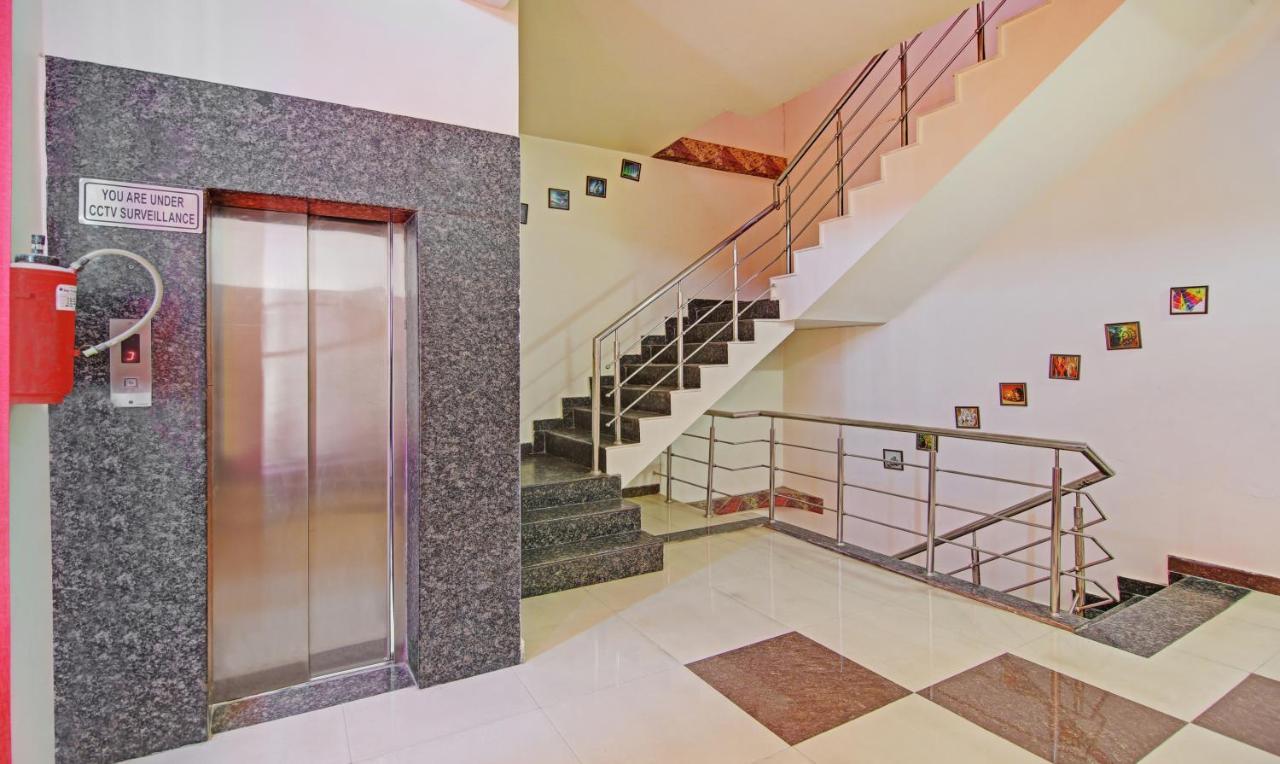 Itsy By Treebo - Royale Inn Meerut Exterior photo