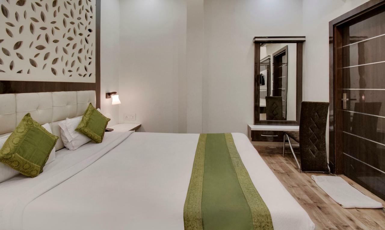 Itsy By Treebo - Royale Inn Meerut Exterior photo